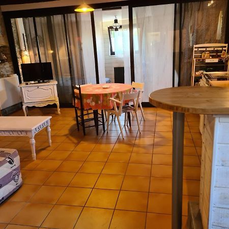 Gite Les Ajoncs - Closeries Du Golfe Theix Exterior photo