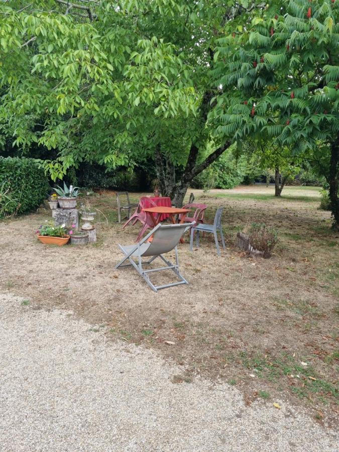 Gite Les Ajoncs - Closeries Du Golfe Theix Exterior photo